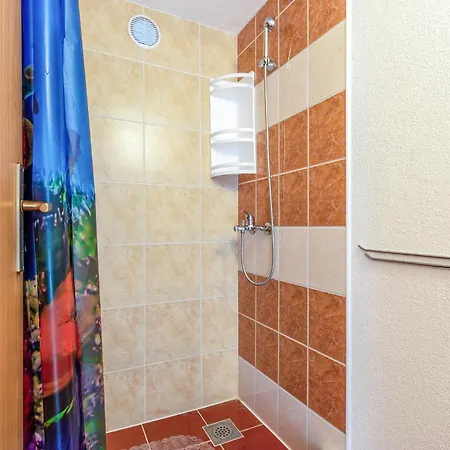 1 Bedroom Lovely In Vrgorac