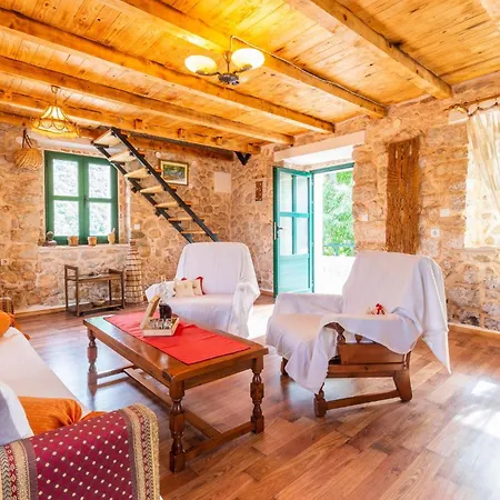 1 Bedroom Lovely In Дом отдыха *