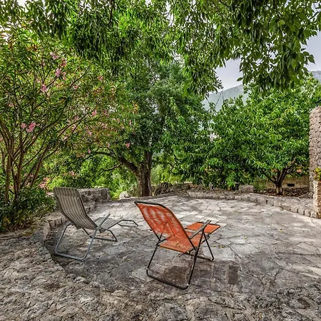 1 Bedroom Lovely In Дом отдыха Vrgorac