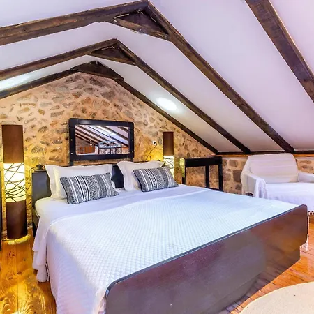 1 Bedroom Lovely In בית נופש